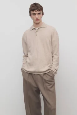 Almot Sweater