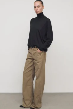 Eglitta Pant