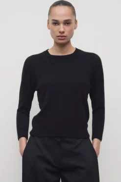 Noler Sweater