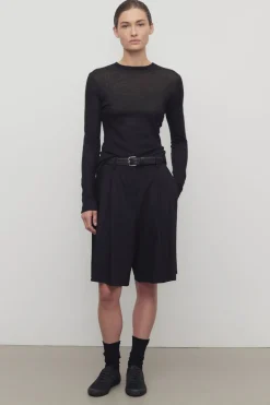Vesperis Short
